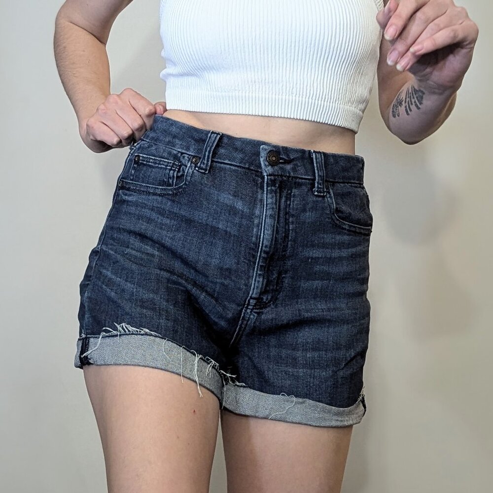 American Eagle Next Level Curvy Super Hi - Rise Shortie - Women's Size 8